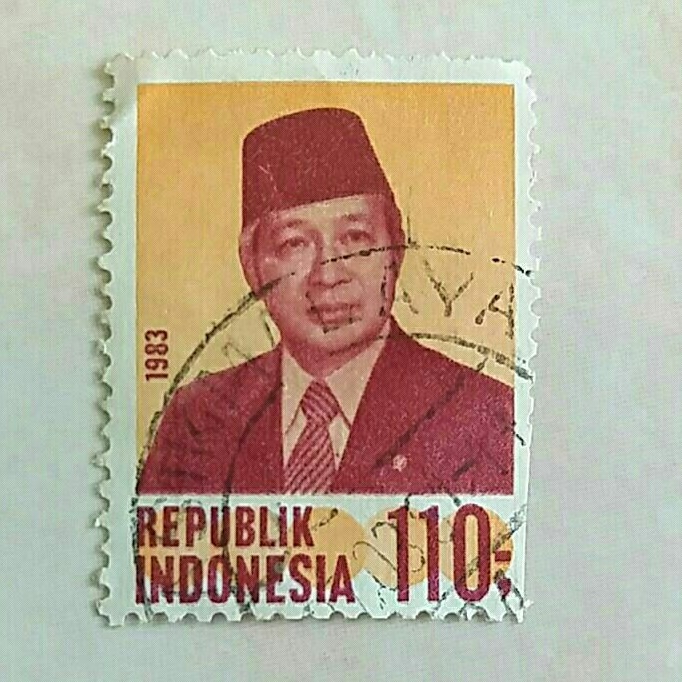 

(AD) Perangko Indonesia 1983 Presiden Soeharto 110 rupiah Used