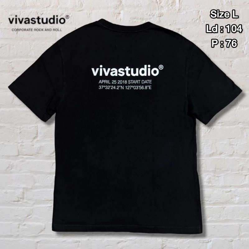 Kaos T-shirt Vivastudio Hitam Original Second Preloved Like New