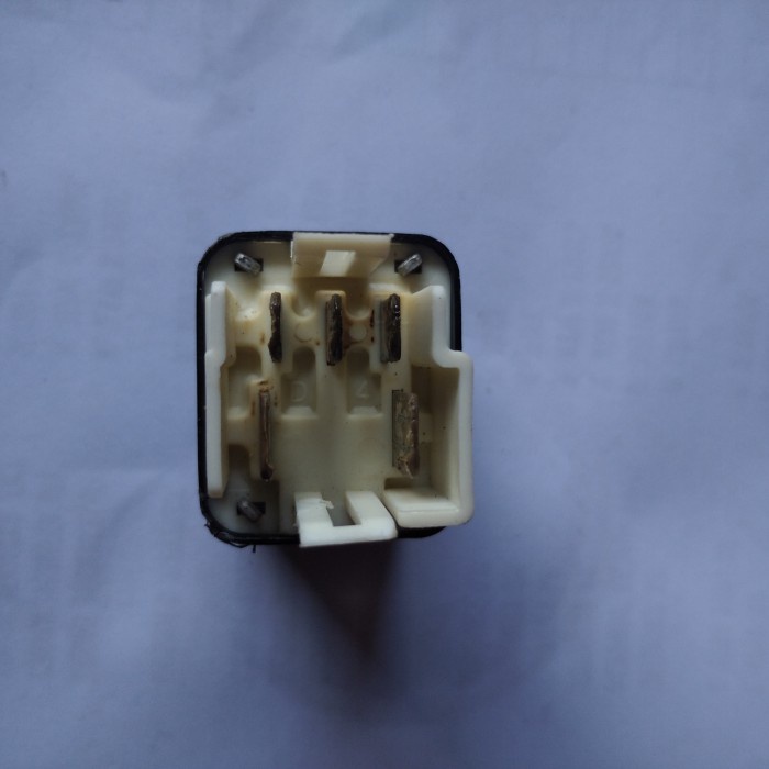 New Relay Ac Toyota Corola Starlet Soluna 90987-04002 Original Kode Ma049