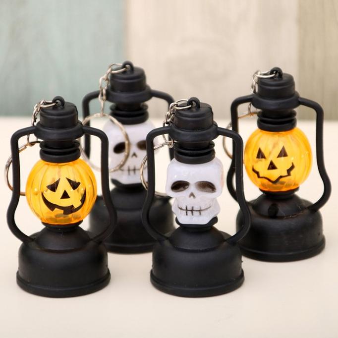 

Ready Lampu Gantung Petromax Tengkorak Lampu Labu Pumpkin Dekor Halloween Terbaik