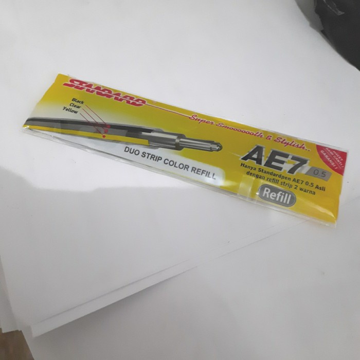 

Isi Pulpen Standard AE7 Refill Hitam 0.5mm 1 Lusin Isi 12