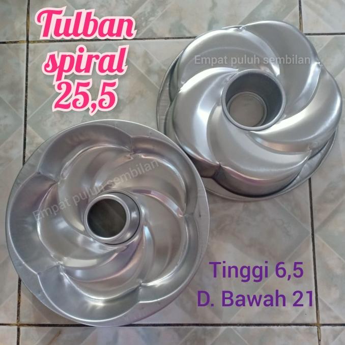 Kualitas terbaik] loyang kue bolu spiral / loyang tulban motif / loyang salur besar