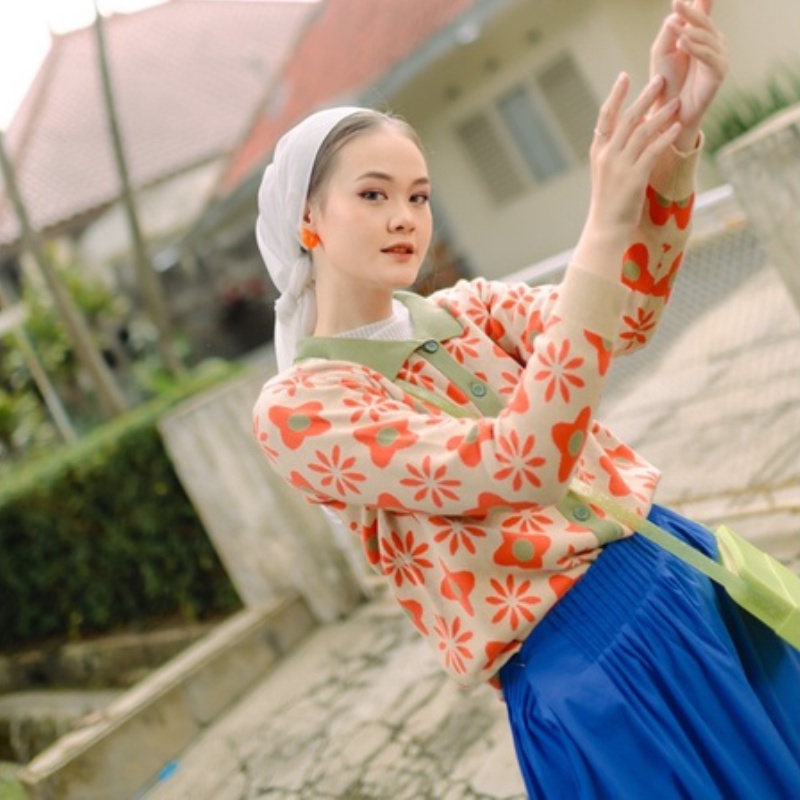 Sweater Cardigan Mouna Kardigan Rajut Korea Motif Bunga