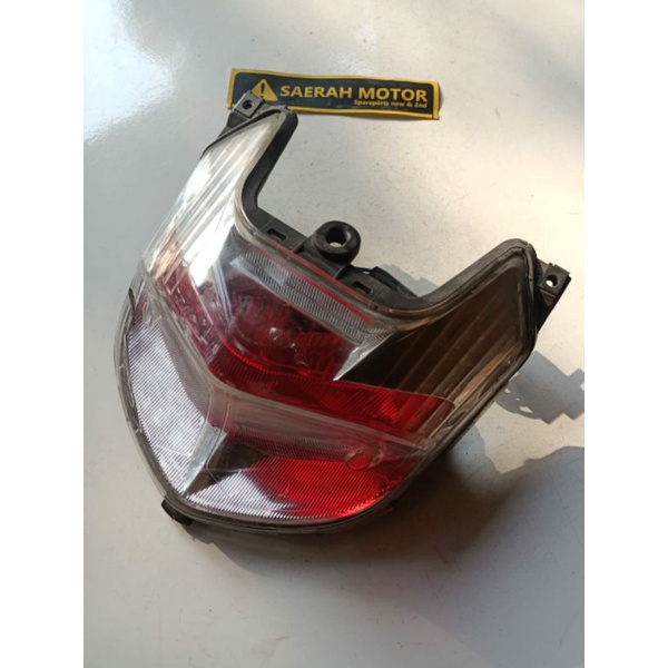 mika lampu belakang Yamaha Vixion old original