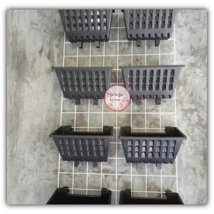✨COD Taman Vertikal Rak Besi Dan Pot Argo Hitam / Vertical Garden Pottery Bisa Sameday