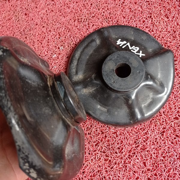 Sepasang Besi Tatakan Per Shock Breaker Depan Xenia Avanza Lama Old #Original Copotan