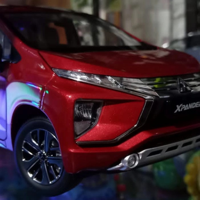 [Original] Diecast Xpander Skala 1 18 Berkualitas