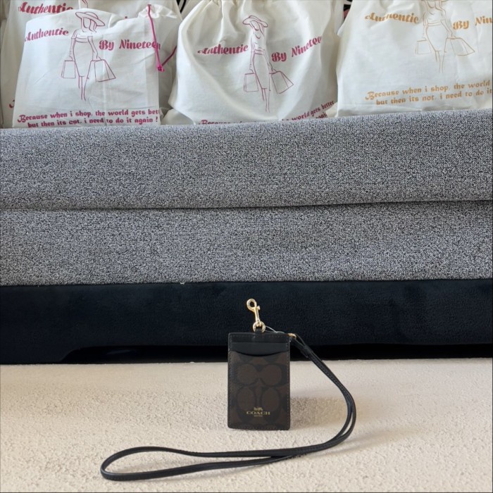 

Promo Coach Id Tag Lanyard Original