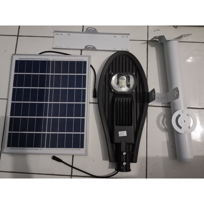 ✅Ori Lampu Jalan Pju Cobra Solar Panel Solar Cell Led 50W Diskon