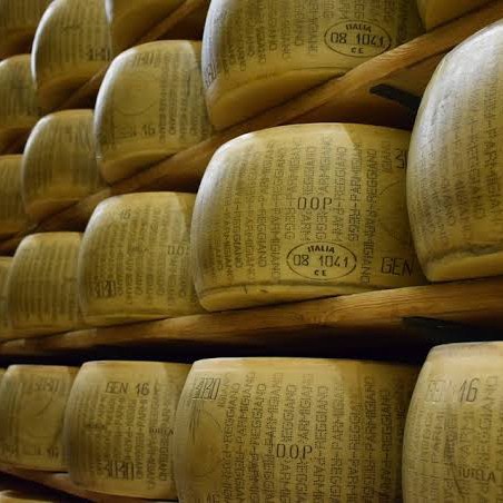 

Pargiano Reggiano Cheese Dop Ed From Italy 1Kg (For Max)