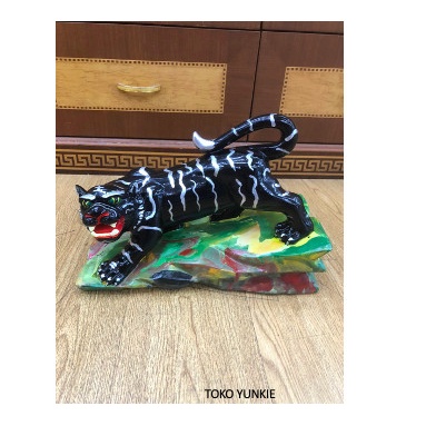 [Original] Patung Macan Hitam Kayu Wangi Terbaru