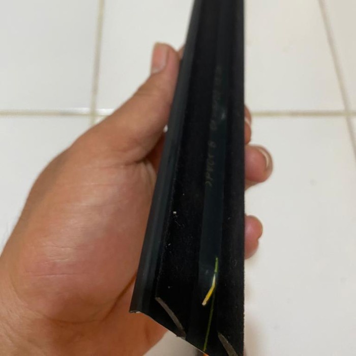 karet list pelipit kaca bagian dalam mobil universal murmer