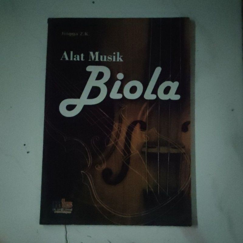 Buku alat Musik Biola