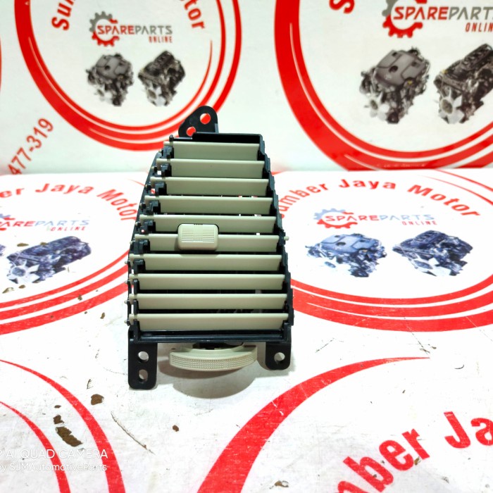 Kisi kisi ac innova lama star