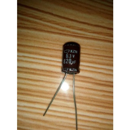 C Elko Elco 820uF 6.3V 820 uF 6.3 V