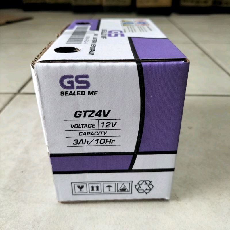 Aki Accu Motor Gtz4V Gs Astra Mf Aki Kering