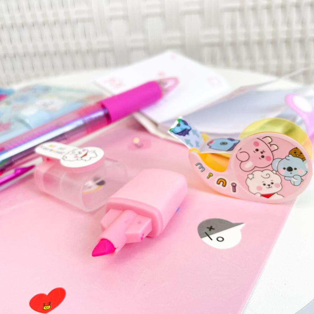 

Termurah Set Alat Tulis Mini Bt21 Bts Isi 4 Buku Kecil Pulpen Highlighter Mini Solatip Paket Murah Kado Unik Souvenir Original