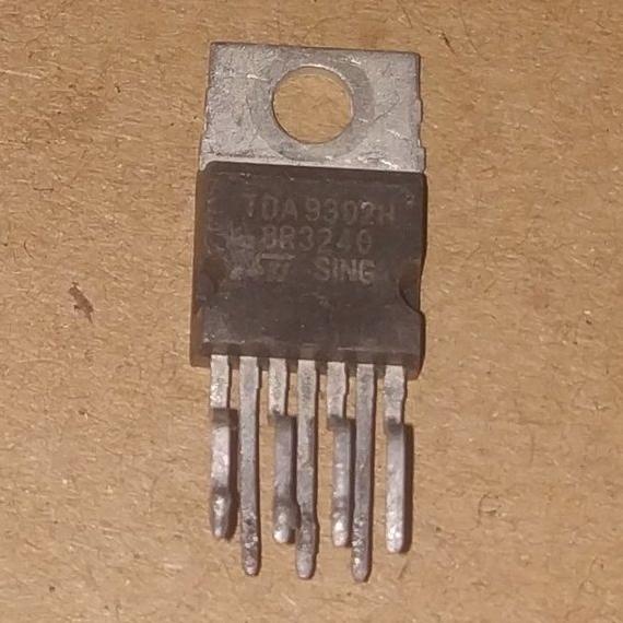 IC TDA9302 TDA 9302 TDA9302H 9302H H Vertikal