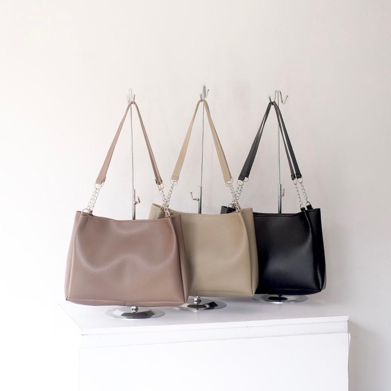 

Promo Totebag Dhelya / Muat Binder A5 Pp881