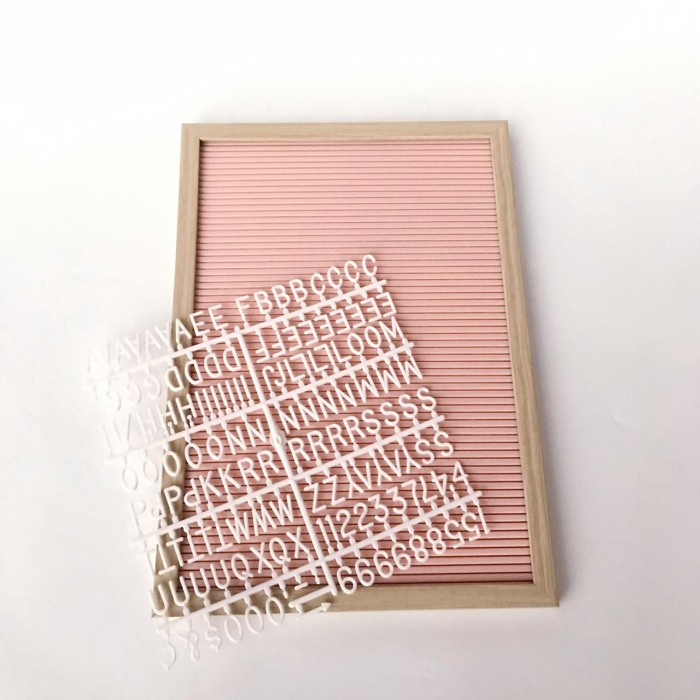 

Felt Letter Board 40X28 Cm (Include Huruf) Papan Huruf Angka Frame