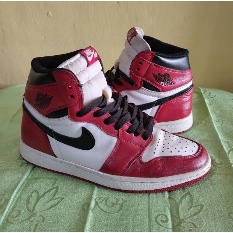NIKE AIR JORDAN RETRO 1 HIGH CHICHAGO