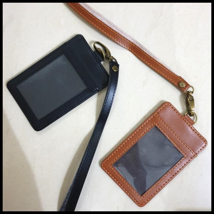 

DISKON TEMPAT ID CARD KULIT - LEATHER ID CARD HOLDER 1 SET