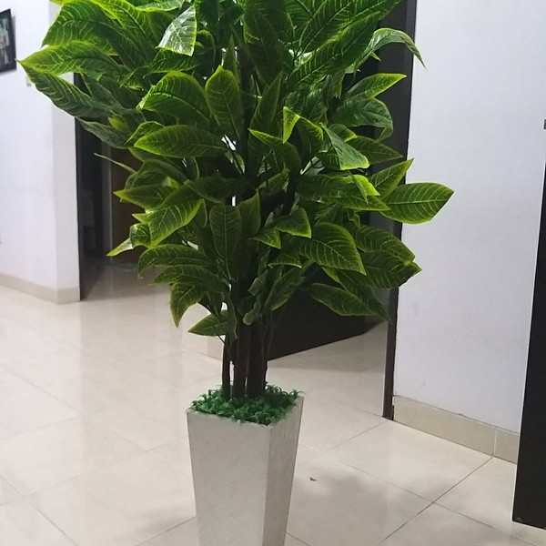 Pohon Hias Golden Luy Artificial Tanaman Plastik Besar Dekor Ruang Hiasan Sudut Pojok Rumah Ruang