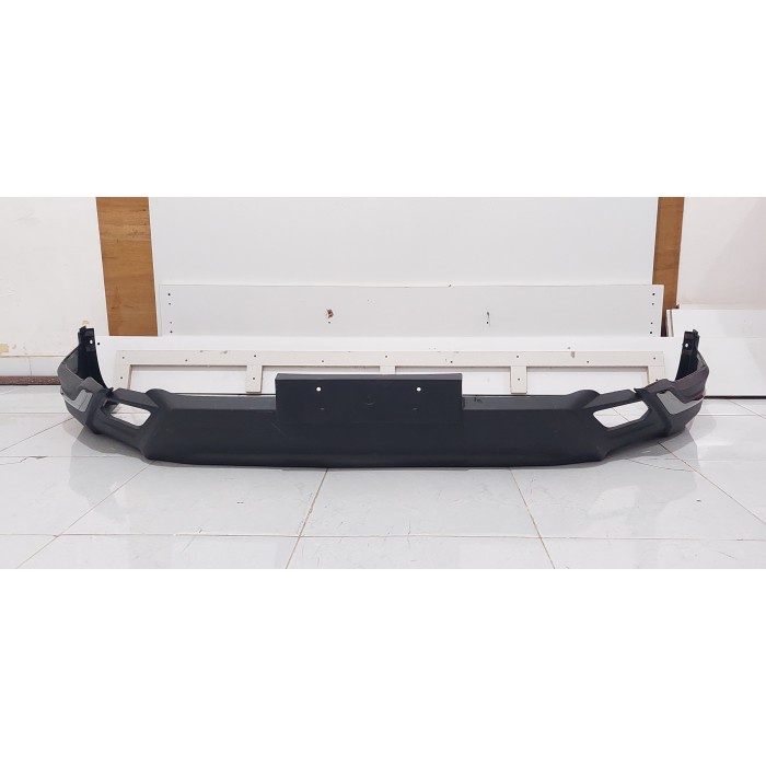 {BEKAS} Bodykit Innova Venturer 2021/Bodykit Innova Venturer 2021 Facelift - Depan Murah