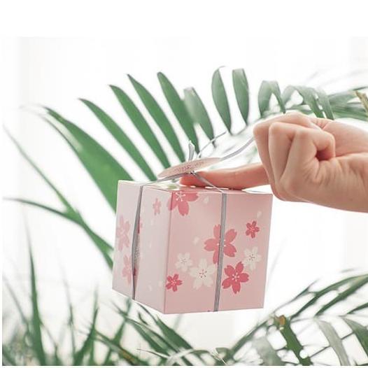 

ern Gift Square Box B0901 / Hamper Box Kotak Kado Hadiah (2 pcs)