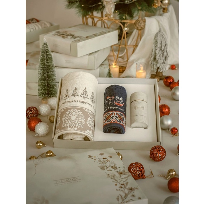 

DISKON MURAH Toko Handuk - Gift Natal 2in1 Towel With Cookies / Hampers Won derland BERRY30.JAYA