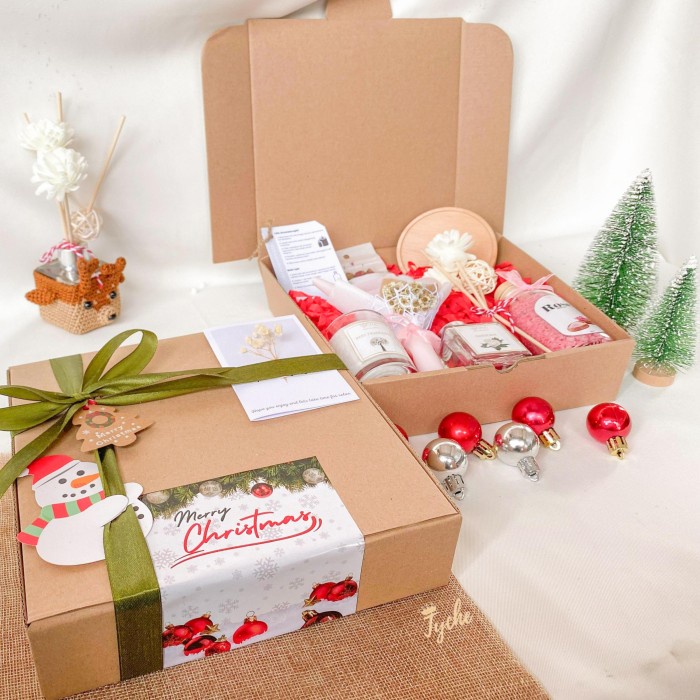 

DISKON MURAH HAMPERS NATAL KADO NATAL HADIAH NATAL PARCEL TAHUN BARU Natal BERRY30.JAYA