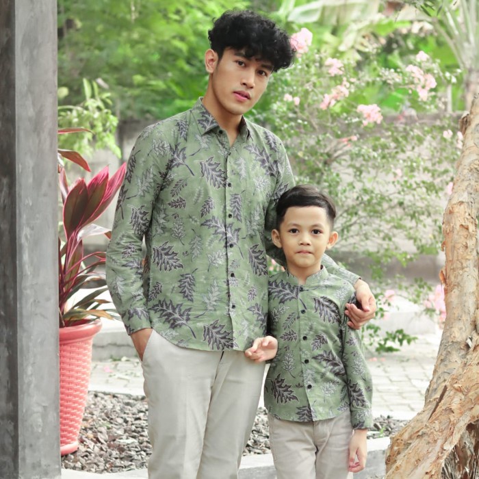 Jose Batikbule Kemeja Batik Slimfit Couple Ayah Anak Warna Sage Green