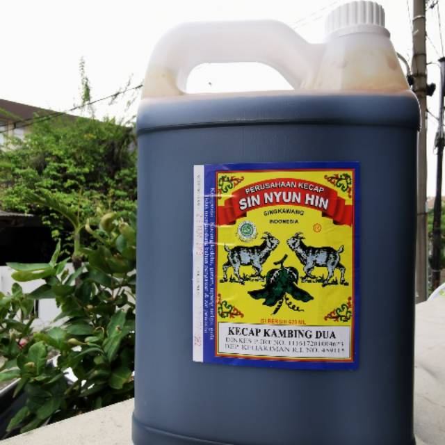 

Kecap Asin 5 Liter Kambing Dua Singkawang Kalimantan