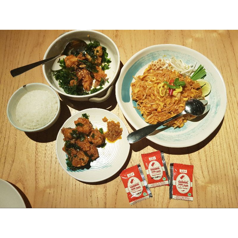 

Sambal Naknan Sachet 1 Pa Isi 50 Sachet - Sambal Bawang Pedas