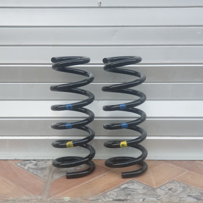 {Second} Coil Spring Per Rear Honda Odyssey Rb1 Rb2 Rb3 2004-2008 Belakang Ori Berkualitas
