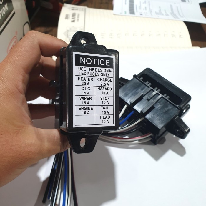 1 Buah Box Sekring Rumah Sekring Toyota Kijang Super