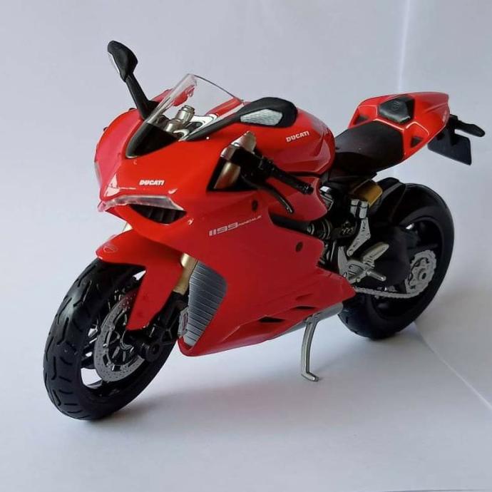 Miniatur Motor Ducati Panigale - Diecast Ducati 1190 Panigale Maisto