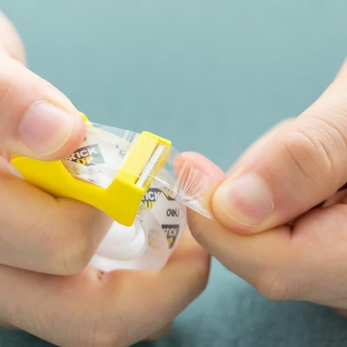 

Solatip Set Alat Potong Portable A30511 perekat paper DELI ATK0985DL