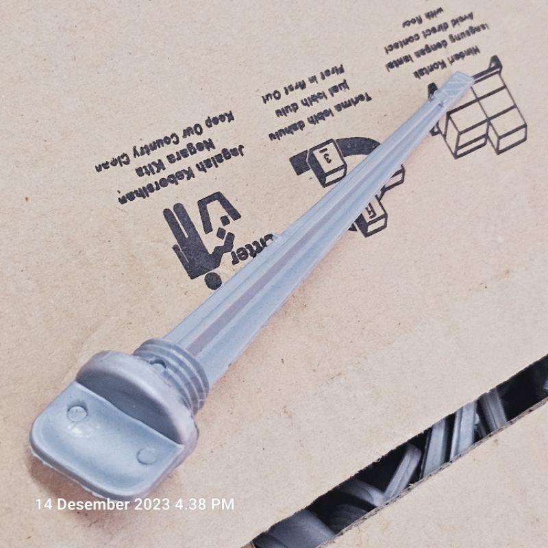 Tutup oli mesin GL125. lokal