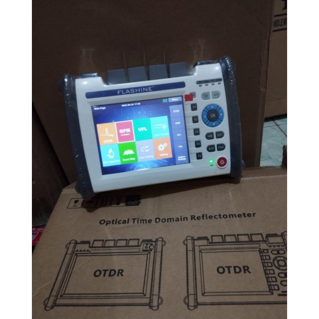 otdr skycom tot750  flashine