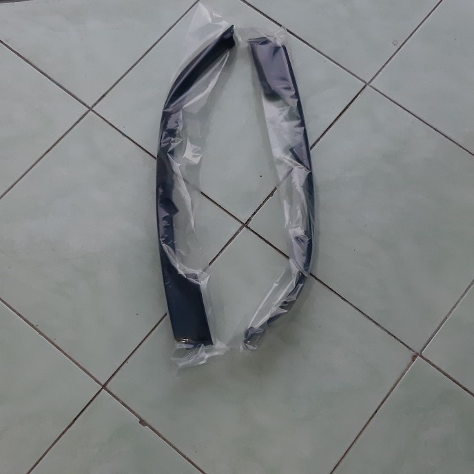 ✅Ori Lis Lampu Depan Tengah Avanza 2019 Diskon