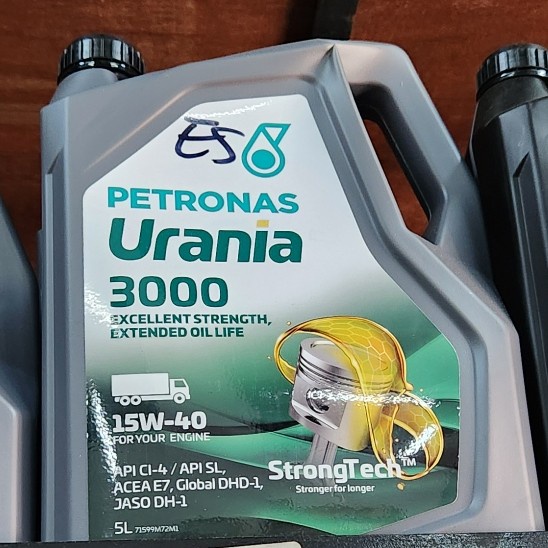✨Baru Oli Petronas Urania 3000 Diesel Ci-4 15W-40 5L Original Terbatas