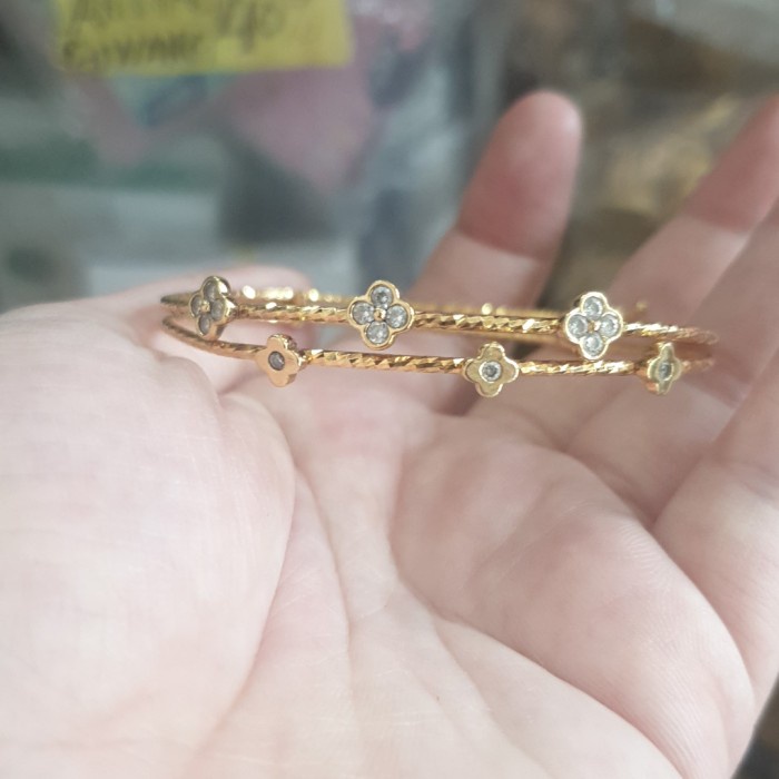 ✨Sale Bangle Oval Gelang Ubs Mata Putih Gold Permata Emas Asli 375 Mewah Diskon