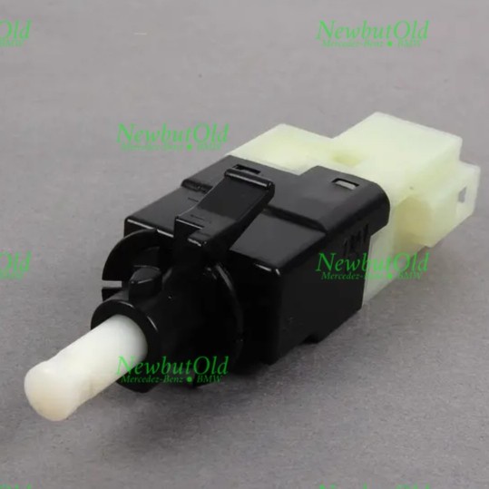✅Baru Switch Lampu Rem 0015453809 Mercedes W168 W169 W203 W245 W414 W638 Terbaru
