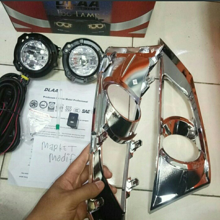 [Original] Foglamp Lampu Kabut Mobil Daihatsu Sigra 2018 Kebawah Terbaru