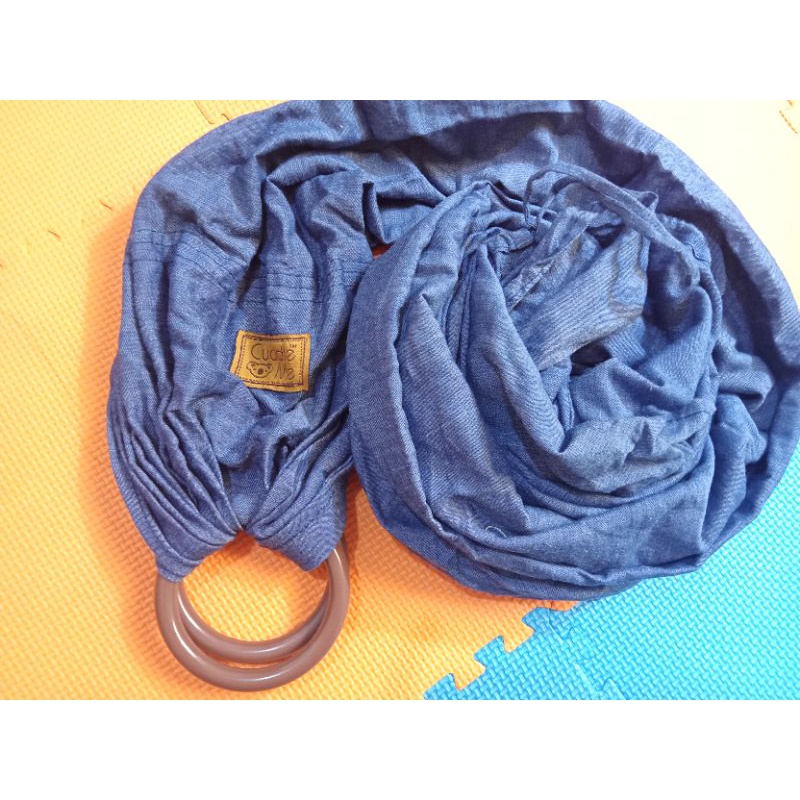 Preloved ring sling cuddle me