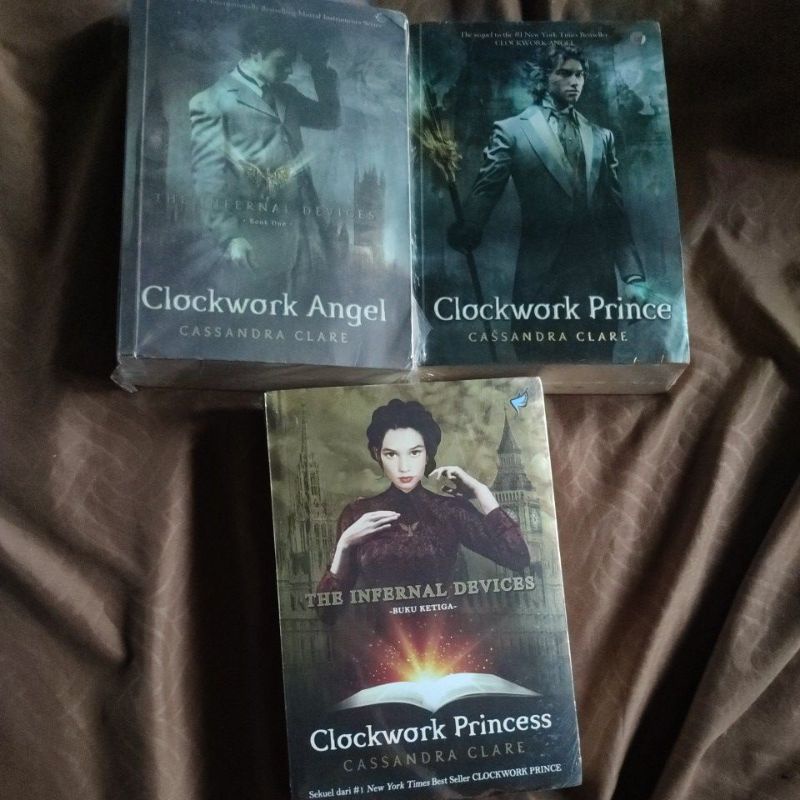 sepaket buku langka original clockwork angel clockwork prince clockwork princess