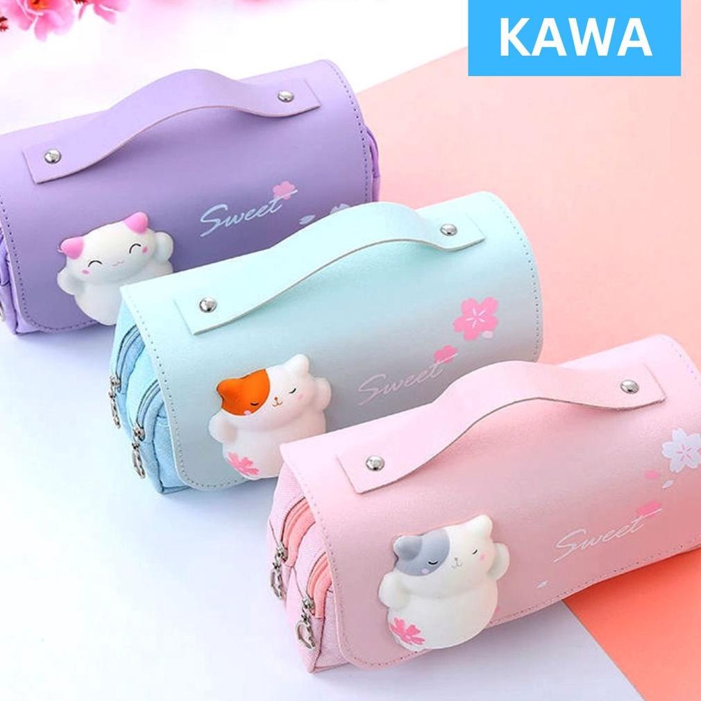 

Termurah KAWA Kotak Pensil Squishy Lucu Kain Pencil Case Aesthetic Multifungsi BisaCOD