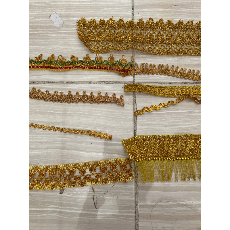 Renda Emas per meter/Renda emas