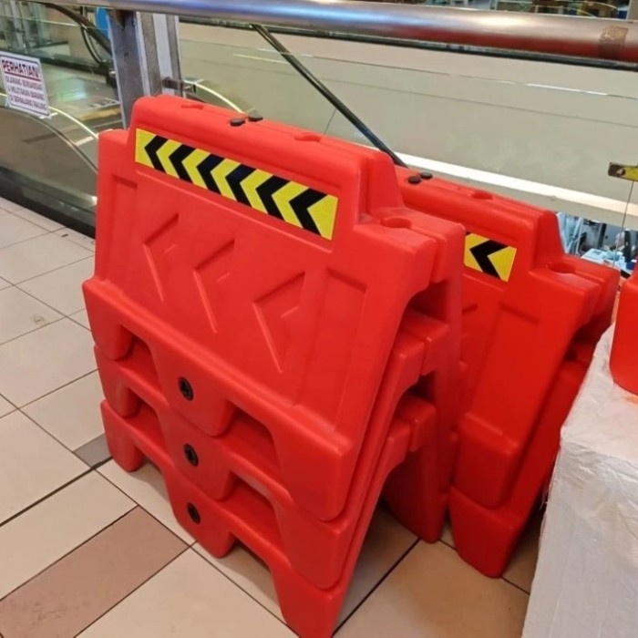 

Terbaru Road Barrier Susun / Pembatas Jalan / Road Barrier Lipat Merk Viva Promo Terlaris